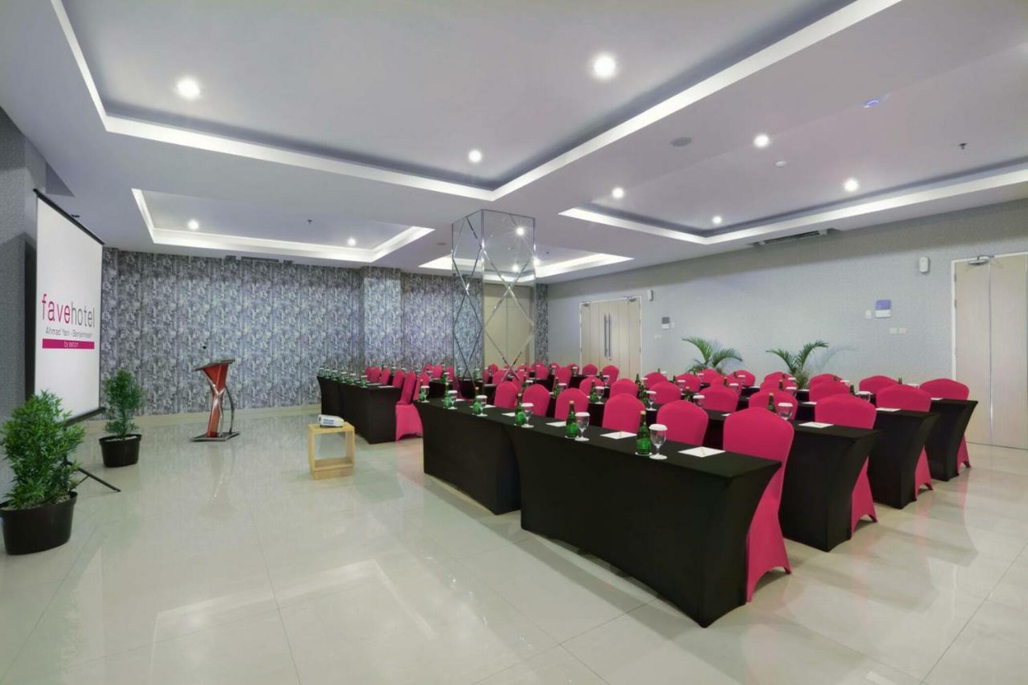 Favehotel Ahmad Yani Banjarmasin Buitenkant foto